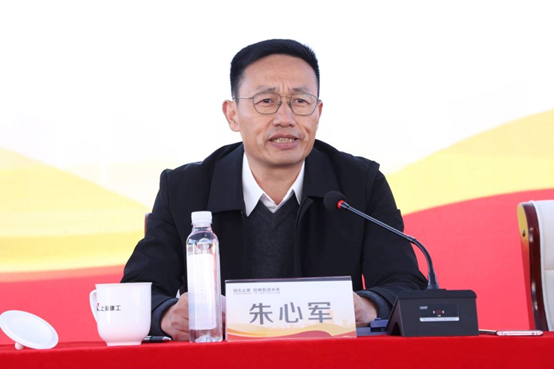 绿色